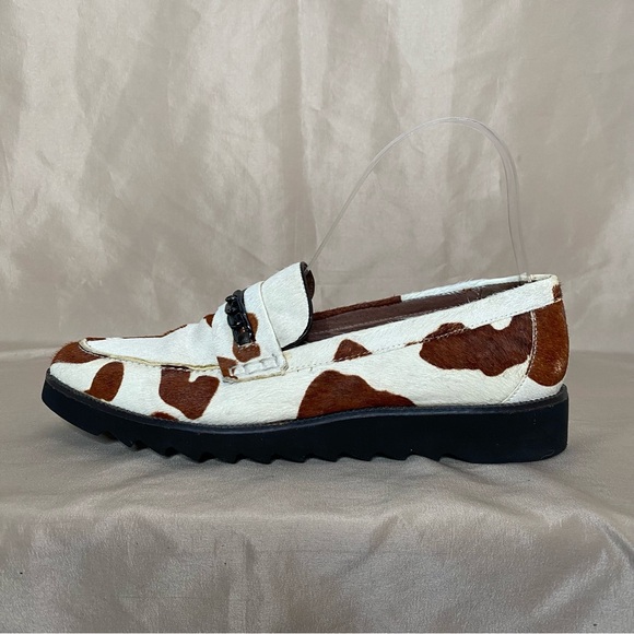 Donald J. Pliner 7.5 Cowhide Brecca Loafer - Picture 6 of 15